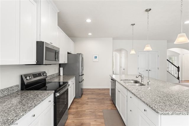 35191 Katlin Court, Avon, OH 44011