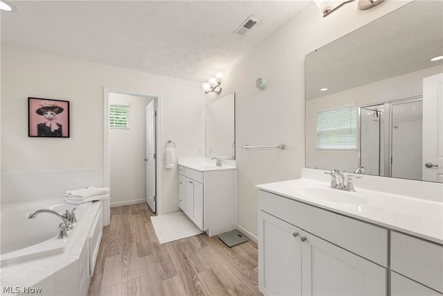35191 Katlin Court, Avon, OH 44011