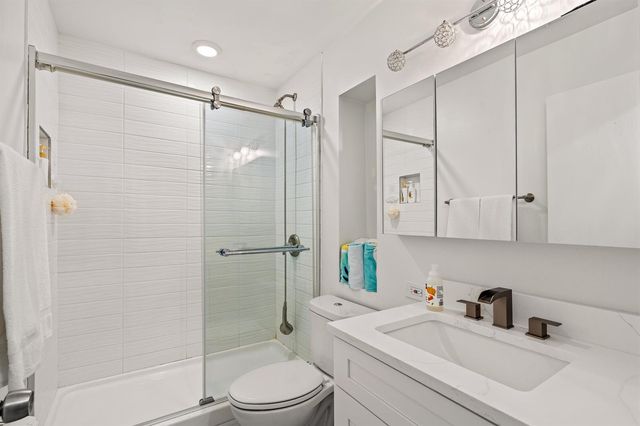 9165 SE Yacht Club Circle, Hobe Sound, FL 33455