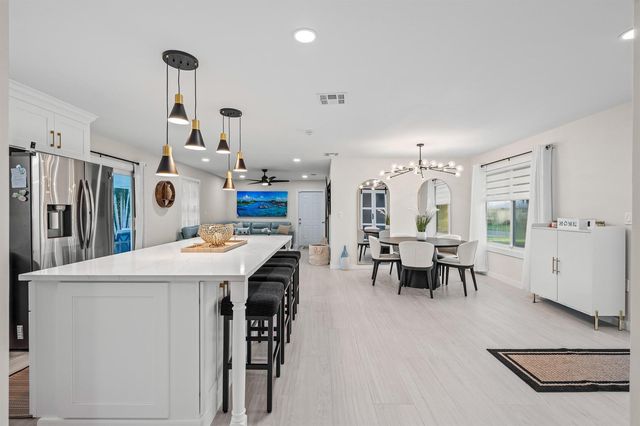9165 SE Yacht Club Circle, Hobe Sound, FL 33455
