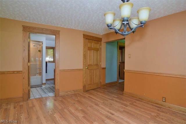 3795 Irving Park Avenue, Woodmere, OH 44122