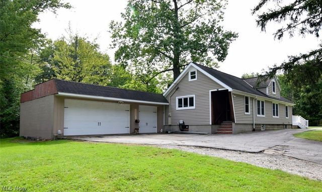 3795 Irving Park Avenue, Woodmere, OH 44122