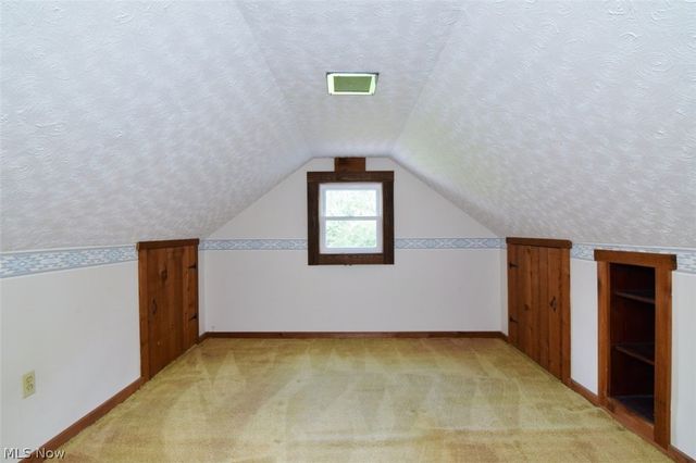 3795 Irving Park Avenue, Woodmere, OH 44122