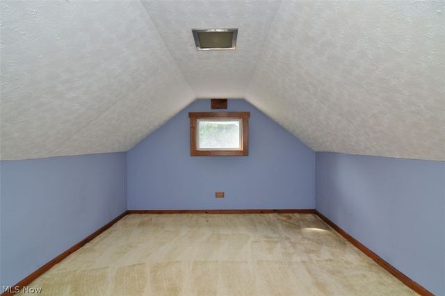 3795 Irving Park Avenue, Woodmere, OH 44122