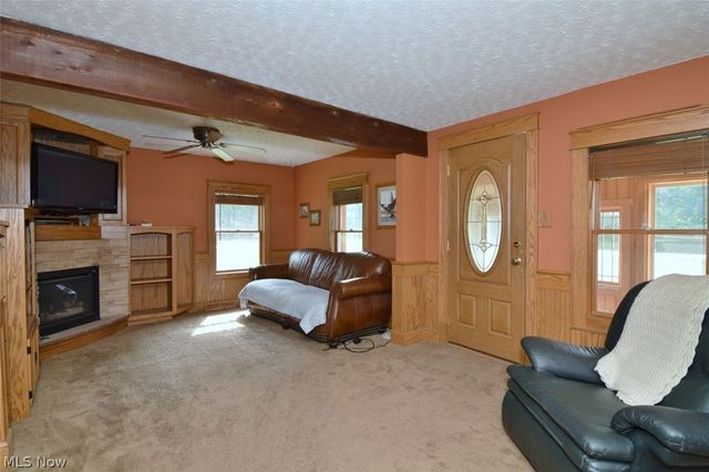 3795 Irving Park Avenue, Woodmere, OH 44122