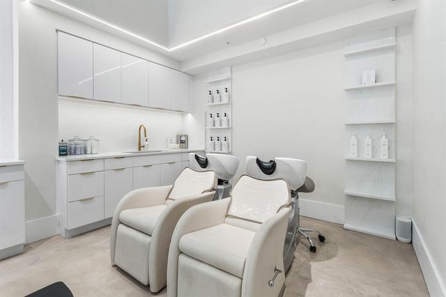 801 S Olive Avenue 112, West Palm Beach, FL 33401