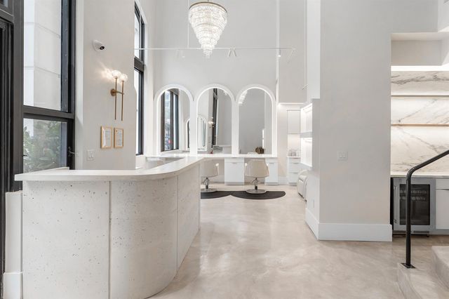 801 S Olive Avenue 112, West Palm Beach, FL 33401