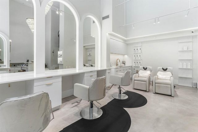 801 S Olive Avenue 112, West Palm Beach, FL 33401