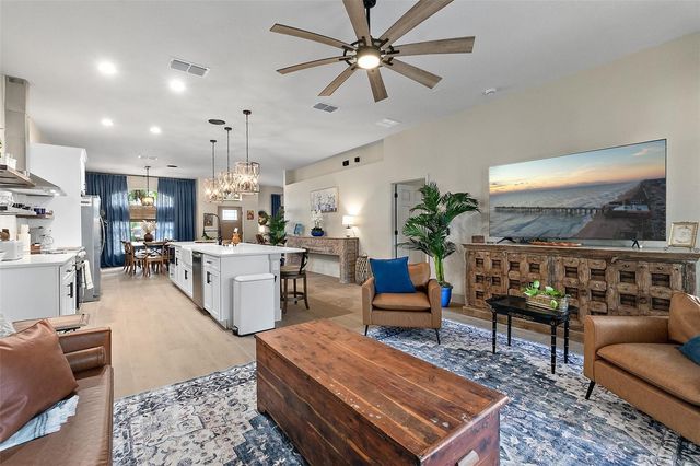 20 EASTWOOD DRIVE, Palm Coast, FL 32164