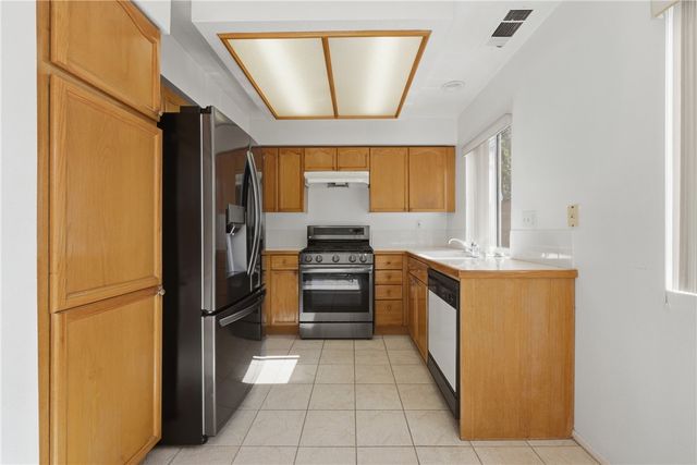 2438 Highland Pines, Pomona, CA 91767
