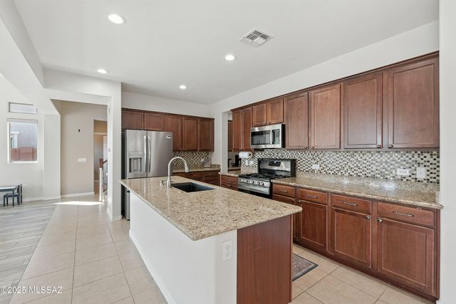 3501 W Tailfeather Drive, Marana, AZ 85658