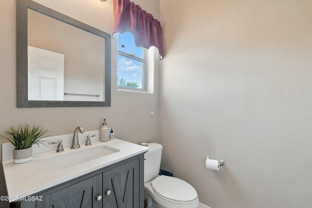 3501 W Tailfeather Drive, Marana, AZ 85658