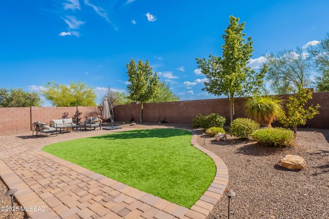 3501 W Tailfeather Drive, Marana, AZ 85658
