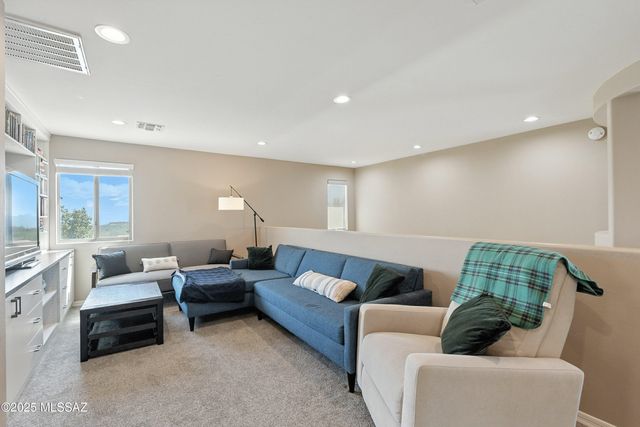 3501 W Tailfeather Drive, Marana, AZ 85658