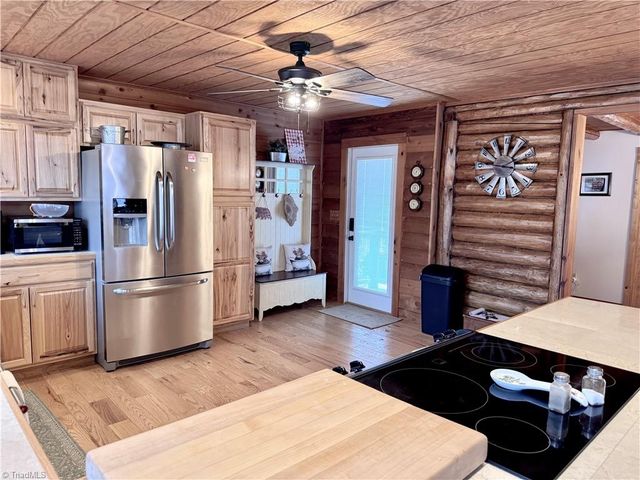 4681 Rockford Road, Dobson, NC 27017