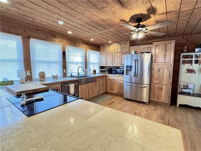 4681 Rockford Road, Dobson, NC 27017