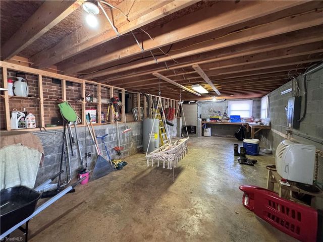 4681 Rockford Road, Dobson, NC 27017