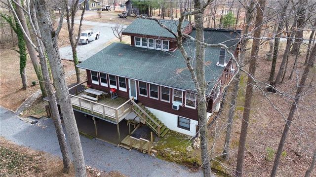 4681 Rockford Road, Dobson, NC 27017