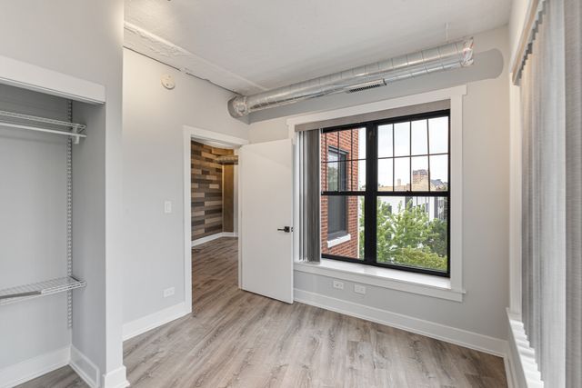 7645 N SHERIDAN Road 314, Chicago, IL 60626