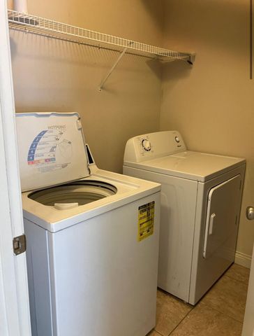 1527 ROLLING ROCK DR, Columbia, MO 65201