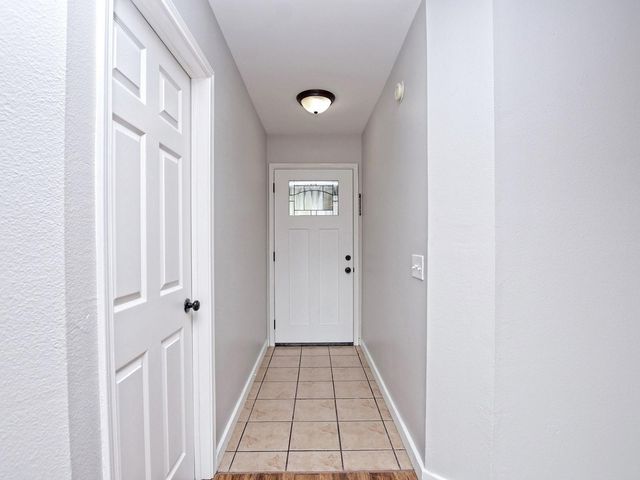 806 Red River LN, Leander, TX 78641