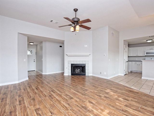 806 Red River LN, Leander, TX 78641