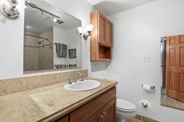 12504 N Fairview Rd, Mead, WA 99021