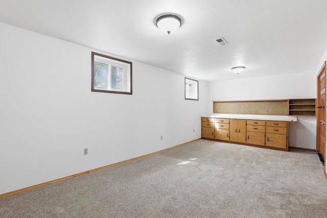 12504 N Fairview Rd, Mead, WA 99021
