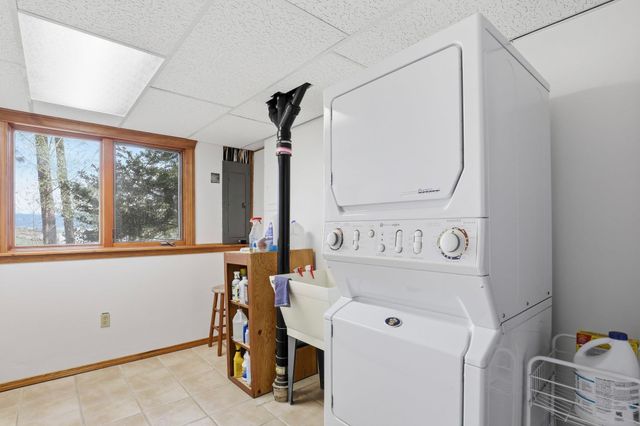 12504 N Fairview Rd, Mead, WA 99021
