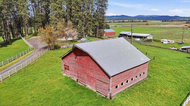 12504 N Fairview Rd, Mead, WA 99021