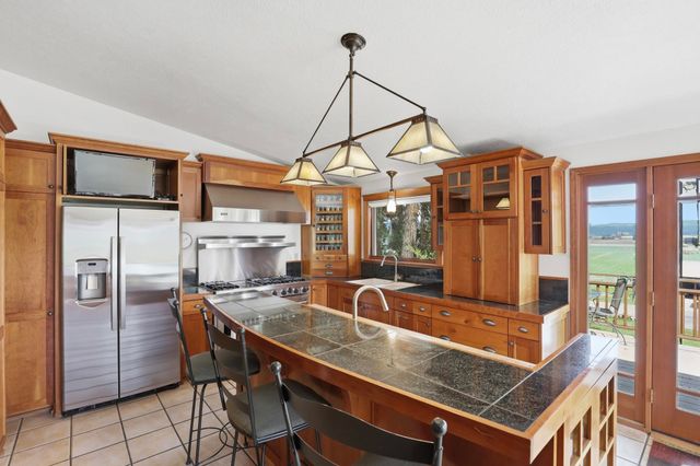 12504 N Fairview Rd, Mead, WA 99021