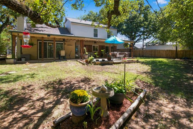 3902 Brookgate Court, Arlington, TX 76016
