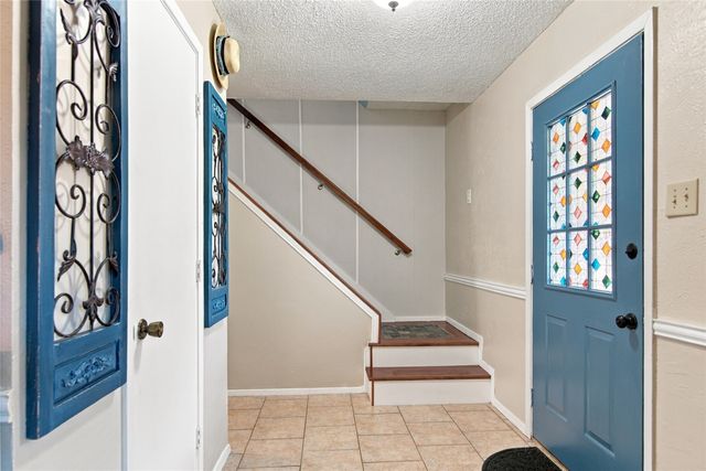 3902 Brookgate Court, Arlington, TX 76016