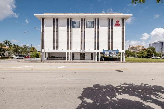 2850 S Douglas Road, Coral Gables, FL 33134