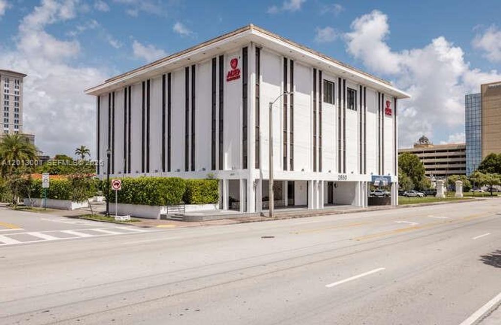 2850 S Douglas Road, Coral Gables, FL 33134