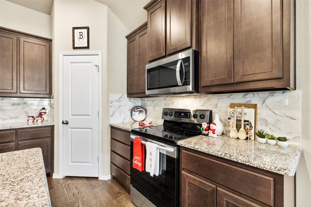 117 Cheryl Drive, Keene, TX 76059