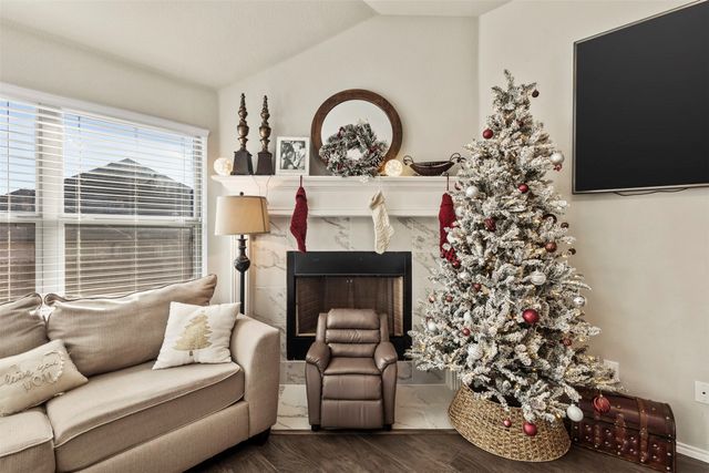 117 Cheryl Drive, Keene, TX 76059