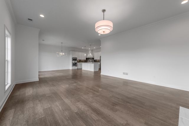 385 Weston Park, Lexington, KY 40515