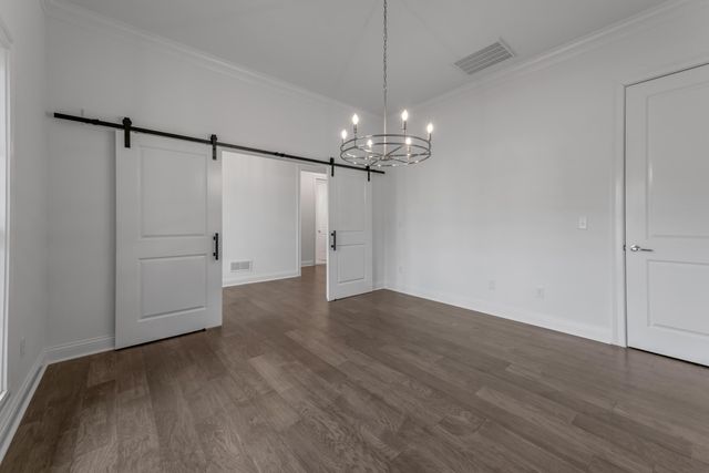 385 Weston Park, Lexington, KY 40515