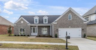 385 Weston Park, Lexington, KY 40515