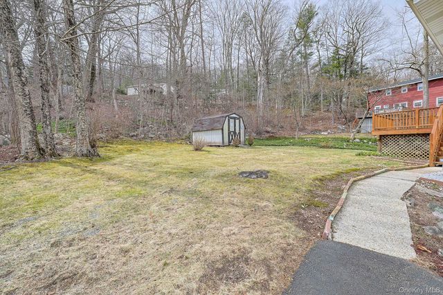 15 Nursery Road, Tuxedo Park, NY 10987