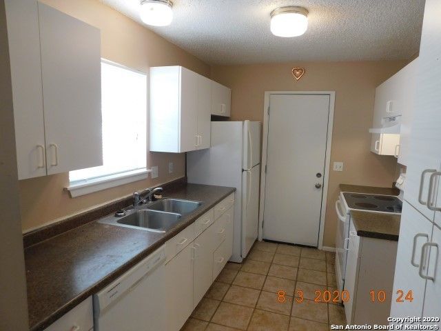 6818 HORWICH, San Antonio, TX 78239