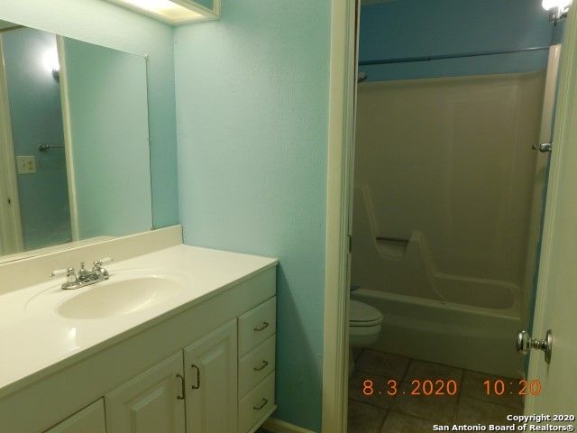6818 HORWICH, San Antonio, TX 78239
