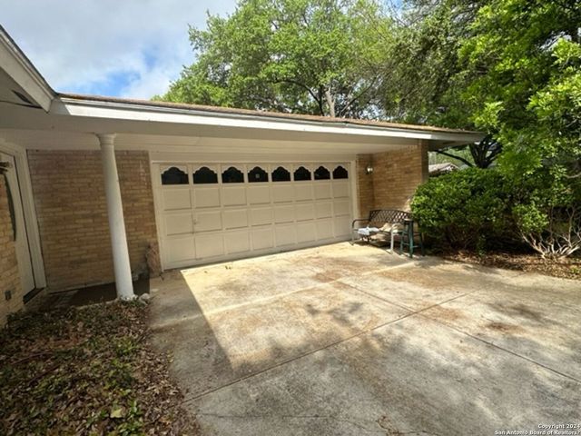 6818 HORWICH, San Antonio, TX 78239