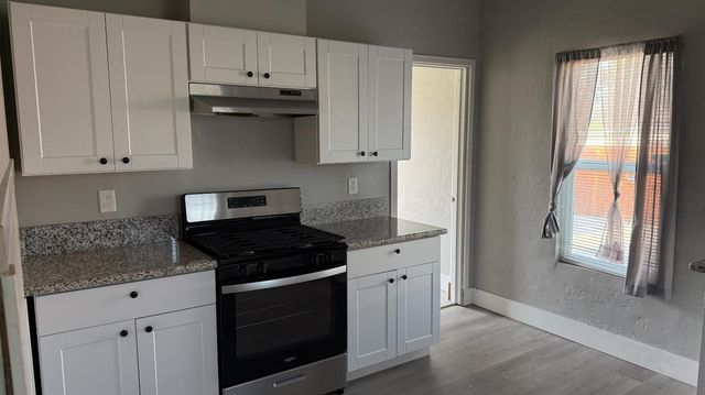 3769 E Mckenzie Avenue, Fresno, CA 93702