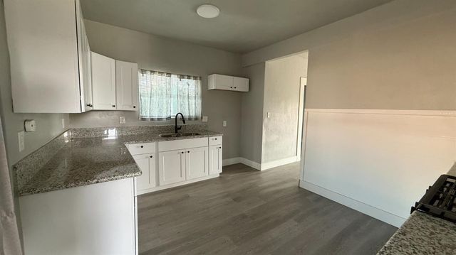 3769 E Mckenzie Avenue, Fresno, CA 93702