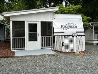 107 Pine Street, New London, NC 28127