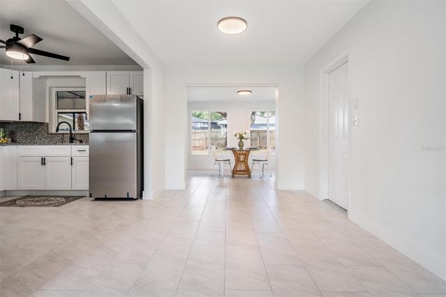 6472 113 STREET, Seminole, FL 33772