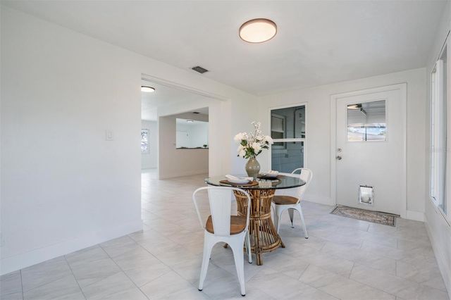 6472 113 STREET, Seminole, FL 33772