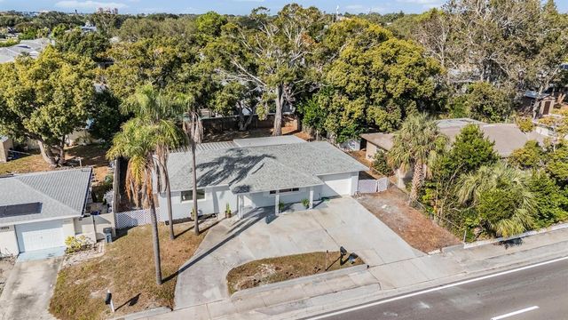6472 113 STREET, Seminole, FL 33772